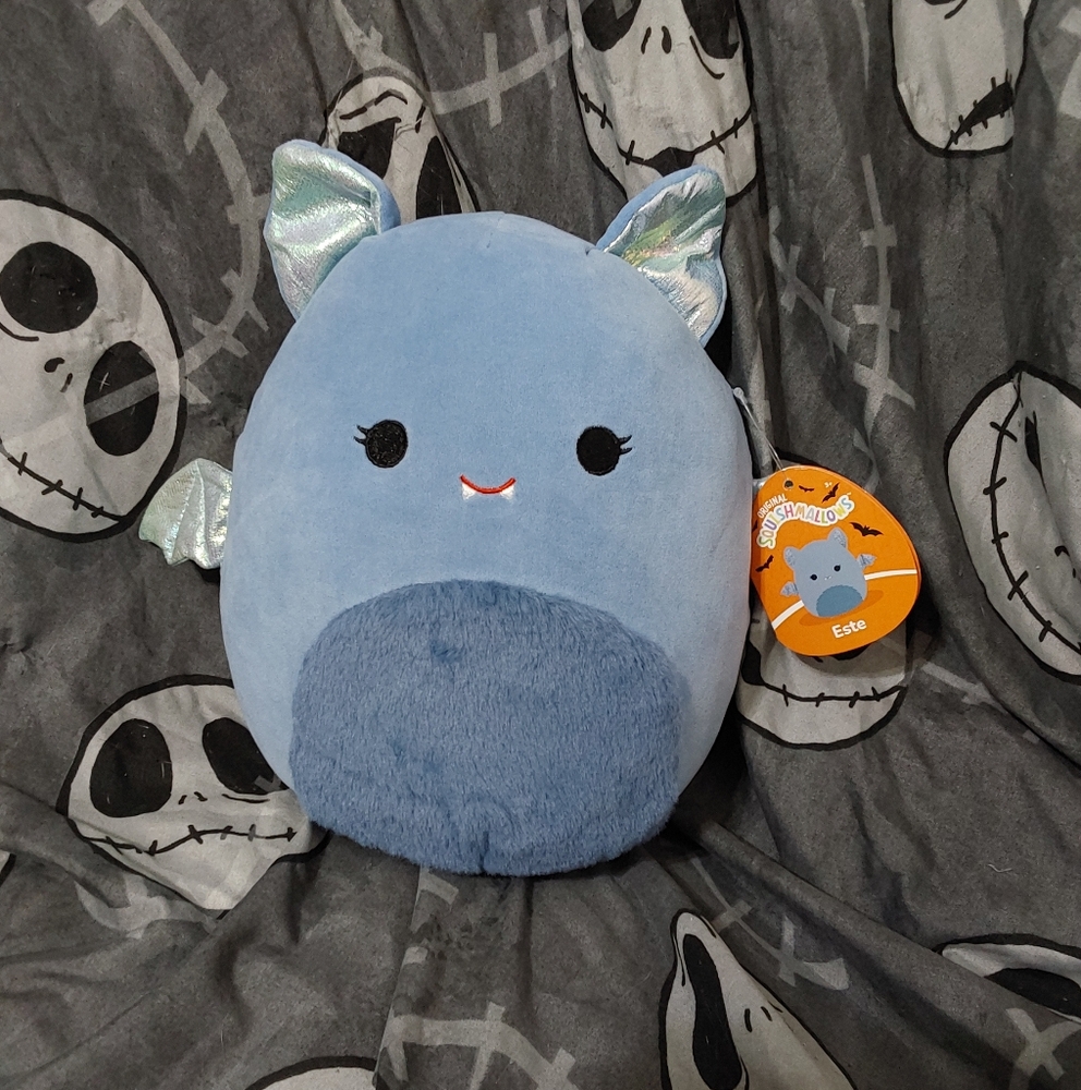 NWT Squishmallow Este the Bat